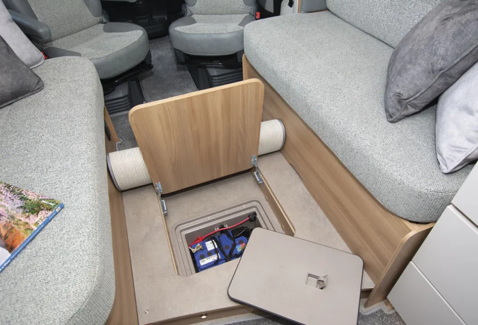 Autograph-false-floor-76579