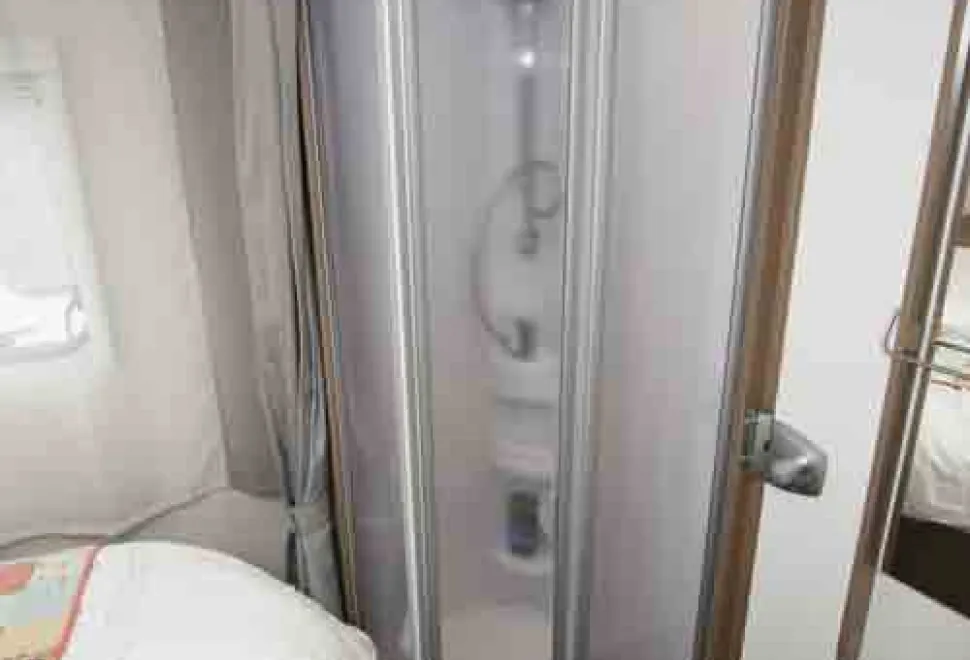 Carado-T449-shower-MMM-40257