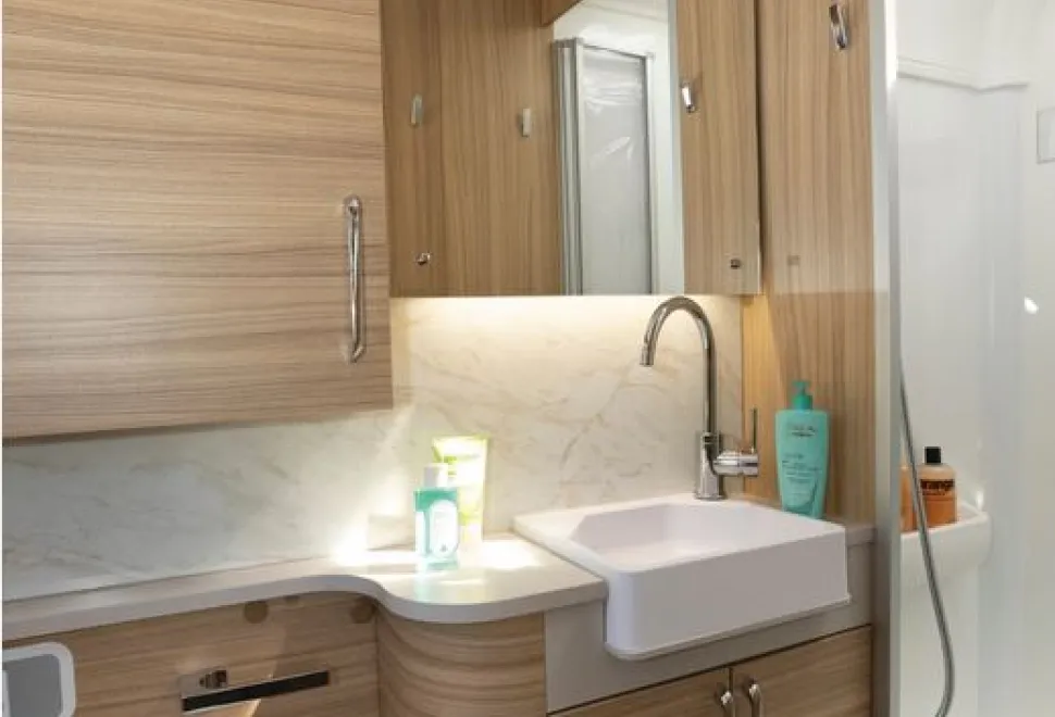 Bailey Unicorn Cartagena caravan washroom (photo courtesy of Richard Chapman)