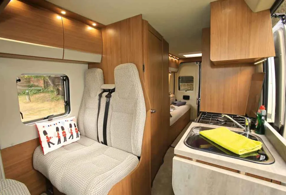 636_VLINE_15-41183
