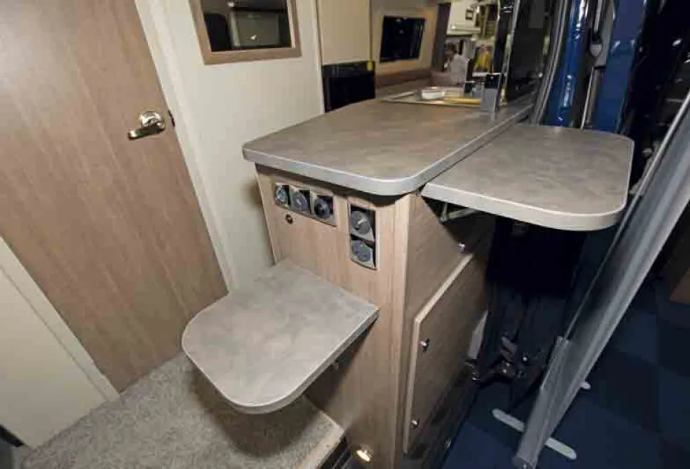 Lunar-tables-94480