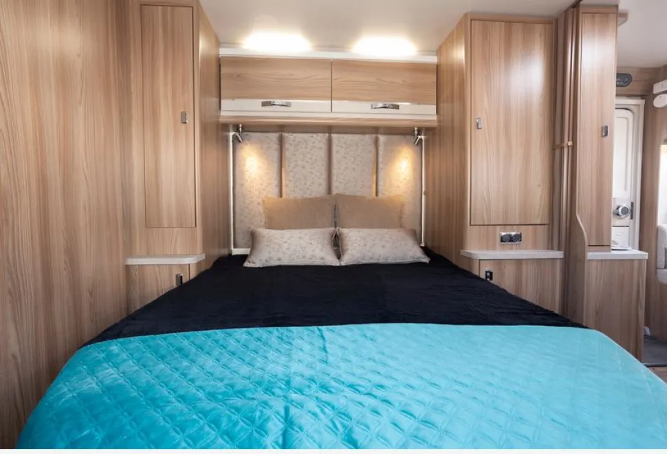 Swift-Challenger-X-880-caravan-bed-59910