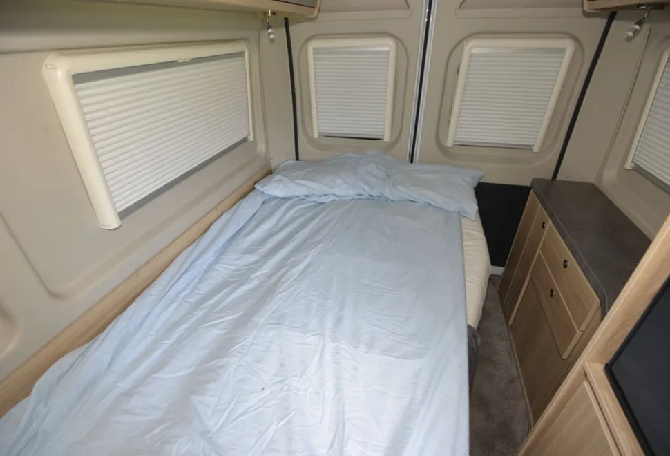 Elddis-bed-91231