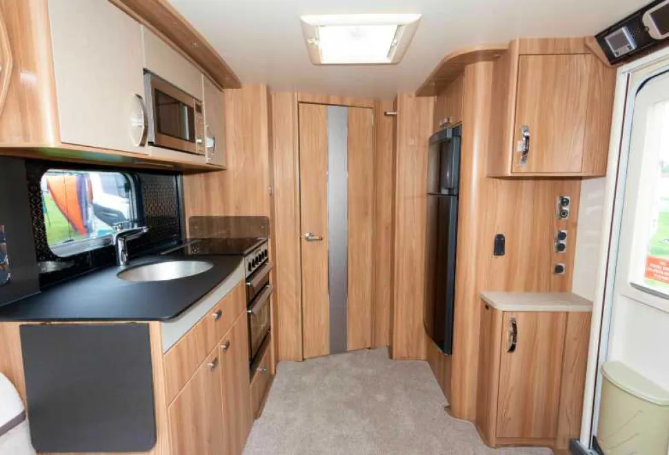 Swift-Elegance635-Grande_308-09228
