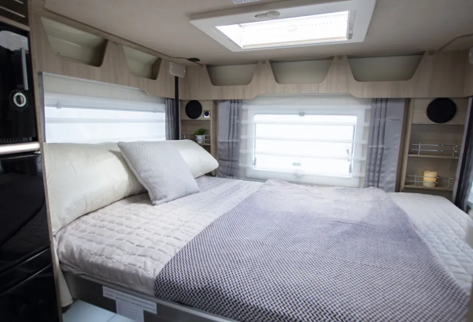 KYATCH_80_DROP_DOWN_BED_2-11862