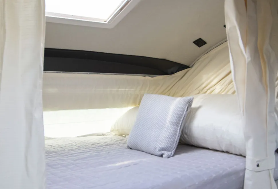 KYATCH_80_FRONT_DROP_DOWN_BED-84645