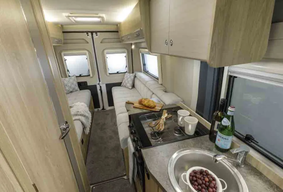 Autoquest-interior-view-16952