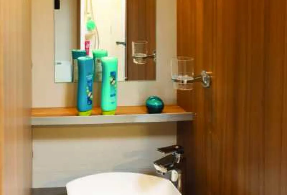 The-washbasin-unit-is-in-an-alcove-in-the-spacious-shower-room-45432