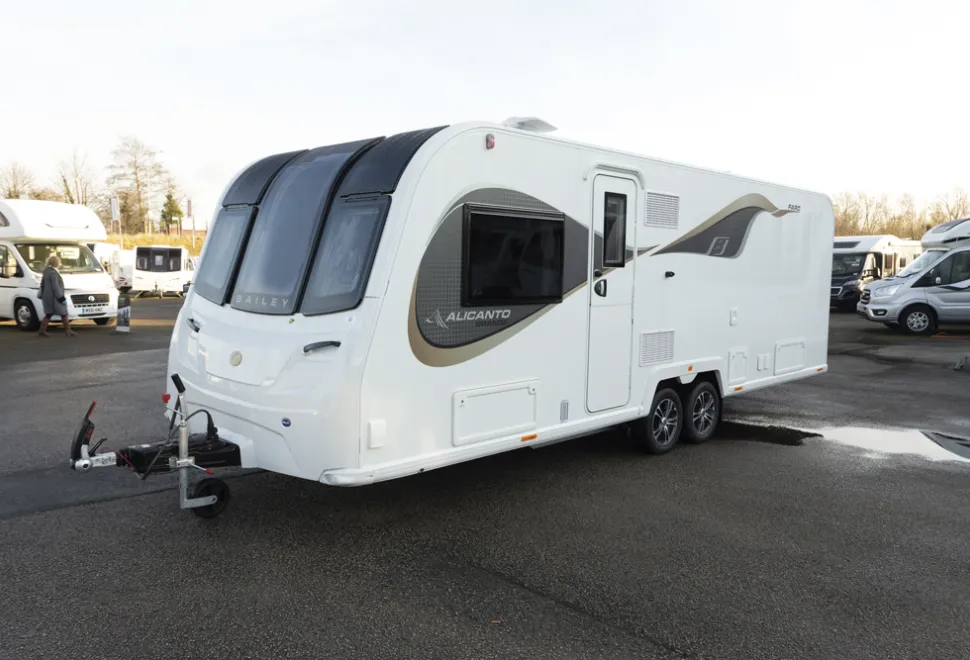 Bailey-Alicanto-Grande-Faro-exterior-52277