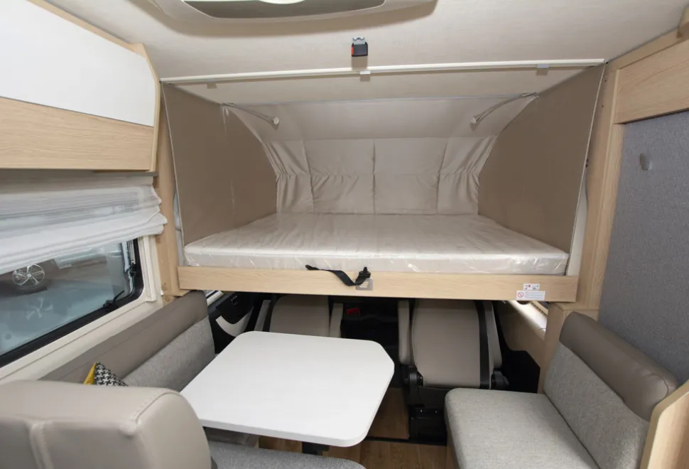 Hymer-B-MC-drop-down-double-71619