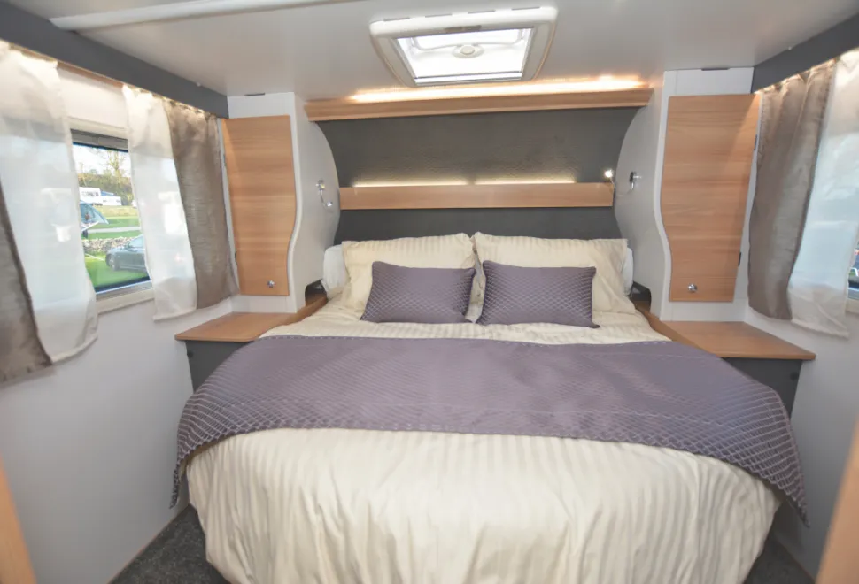 Adamo-754i-bed-48308