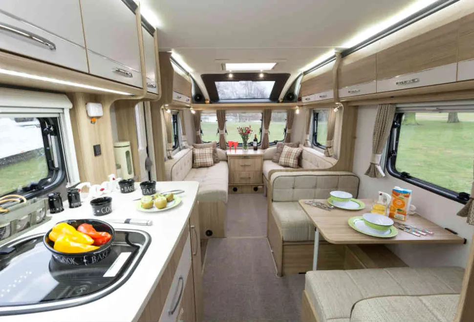 The-630&rsquo;s-overall-look-s-enhanced-by-the-optional-extra-rooflight-33293