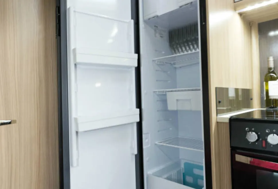 The-capacty-of-the-fridge-freezer-is-140-litres-42978