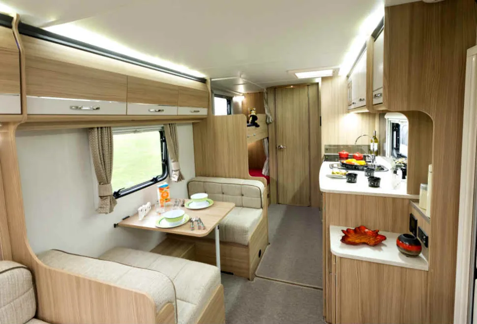 The-bunks-are-well-secluded-by-a-part-wall-to-the-rear-of-the-dining--room--30162