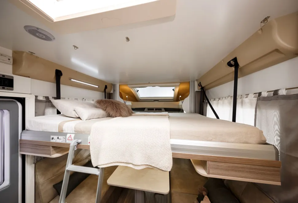 Tessoro-487-drop-down-bed-47275