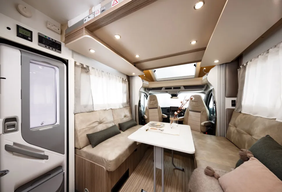 Tessoro-487-interior-view-80010