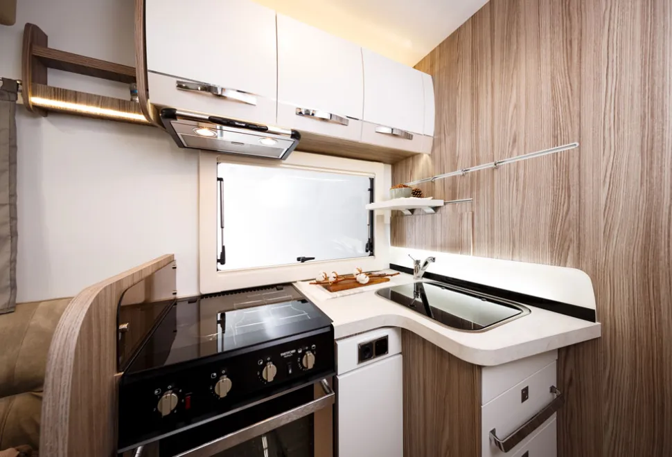 Tessoro-487-kitchen-24793