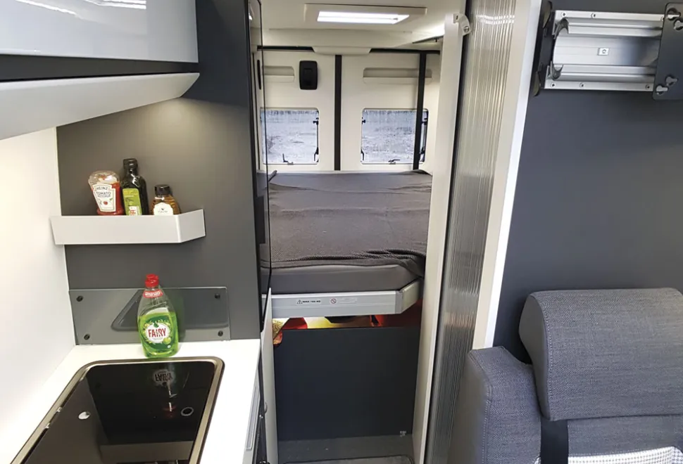 Adria-Twin-interior-33625
