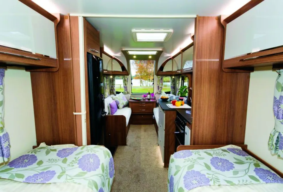 The-bedroom-is-well-separated-from-the-day-area-85745