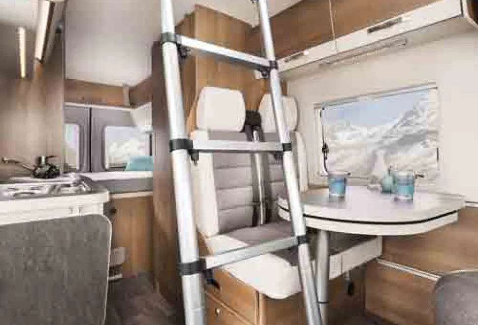 Van-Tourer-ladder-to-bed-88973