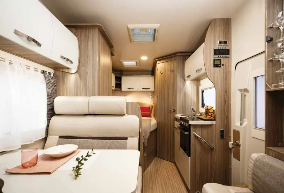 Benimar-Primero-331-interior-16564