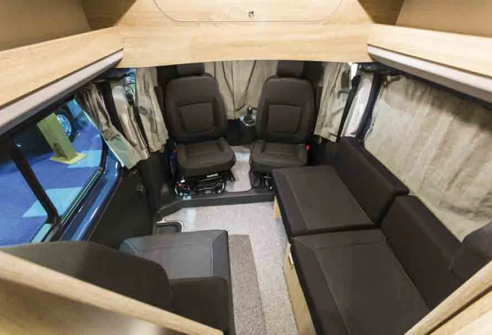 Fifer-Combi-lounge-from-above-29654
