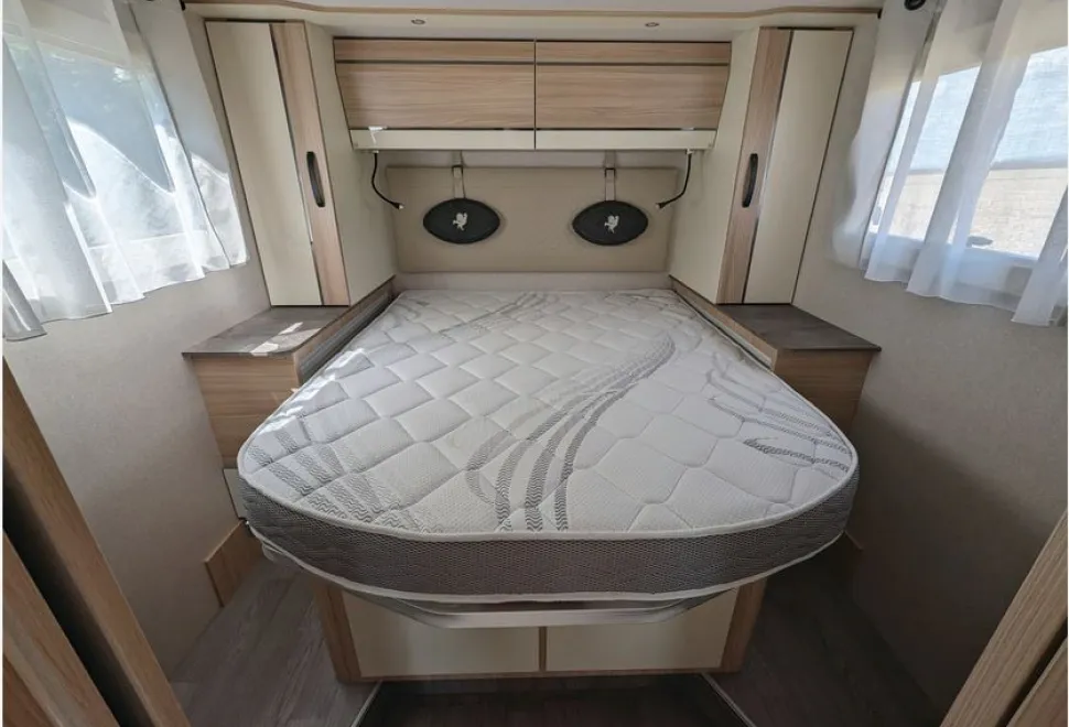 Florium Wincester 75 LMF bedroom