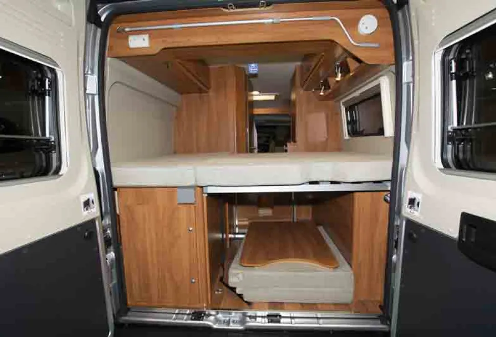 Globescout-Plus-rear-view-30840