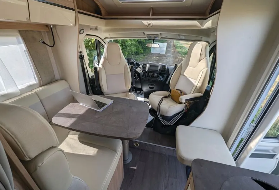 The Florium Baxter 65 LJG low-profile motorhome lounge