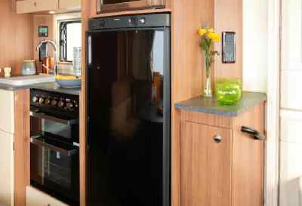 The-fridge-is-the-145-litre-capacity-model-with-a-25cm-deep-freezer-06505