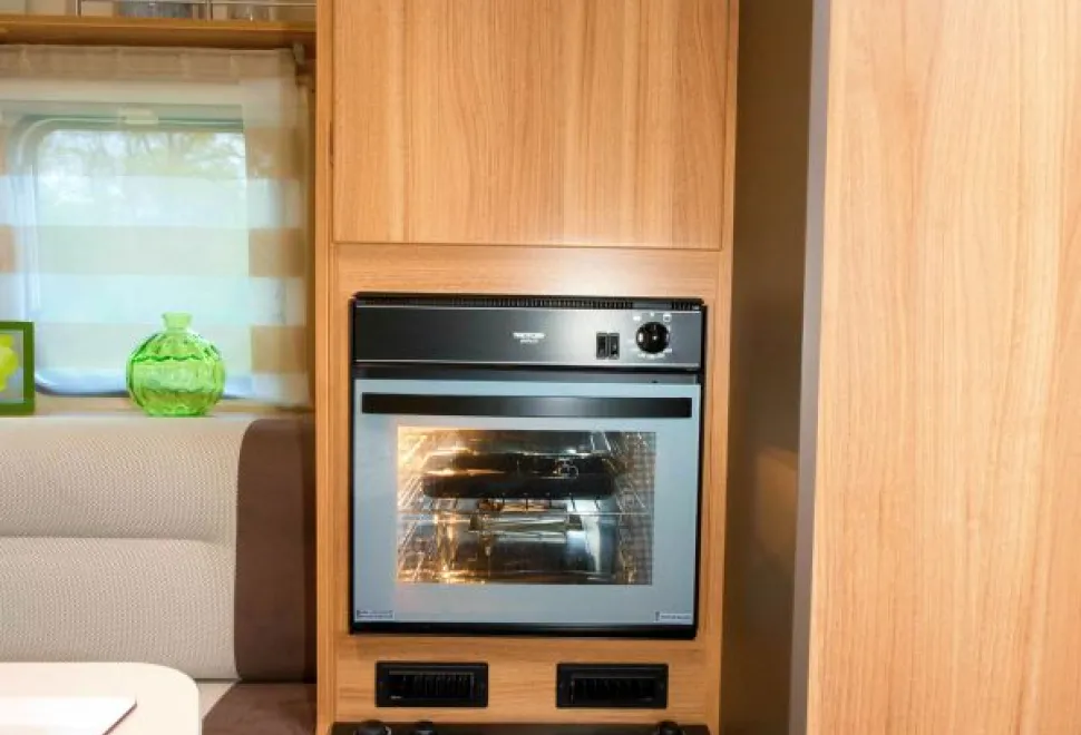 Warmed-air-comes-out-from-two-vents-above-the-heater;-this-is-Marquis&rsquo;s-exclusive-Caraheat-system-09383