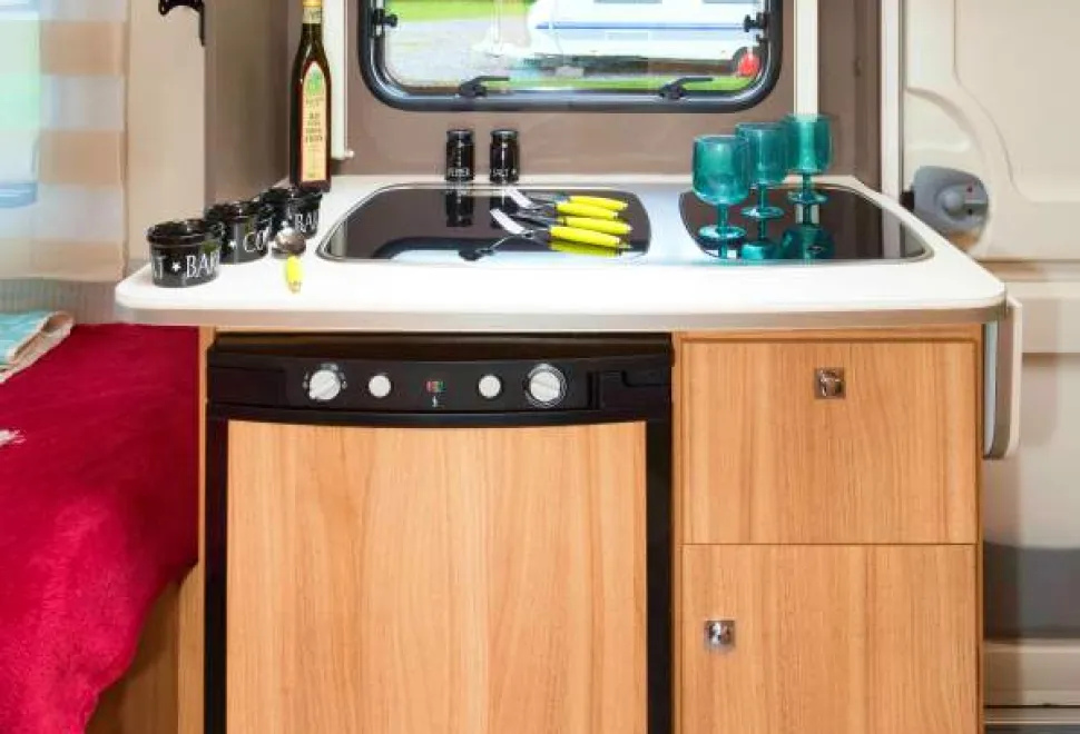 The-kitchen-is-compact-but-all-yuour-need-is-here-08848