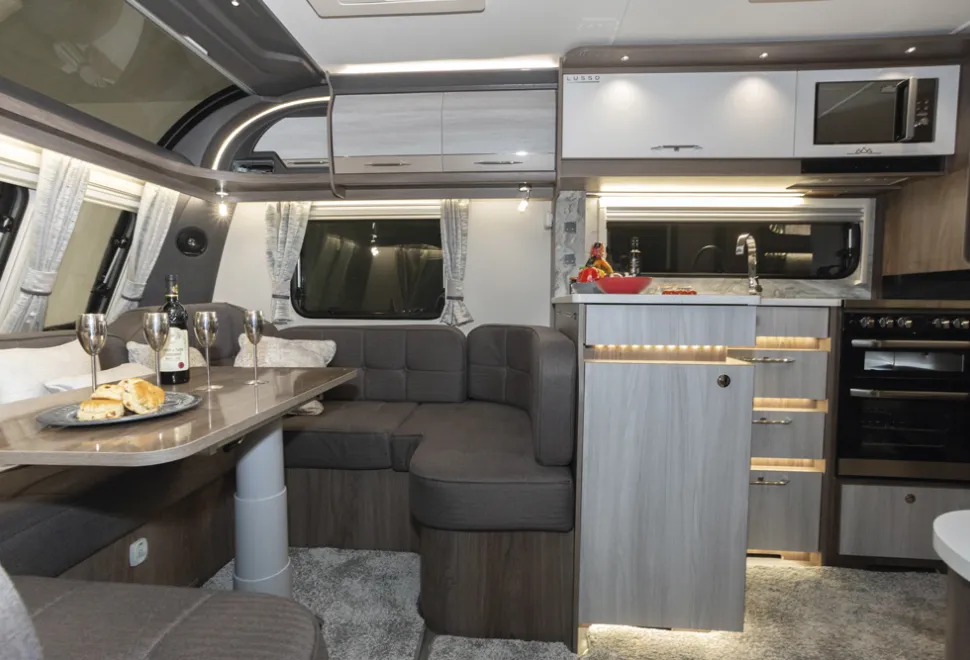 The-interior-of-the-Coachman-Lusso-78942