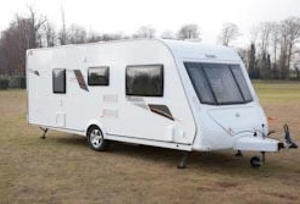rhp_Elddis Avante 554