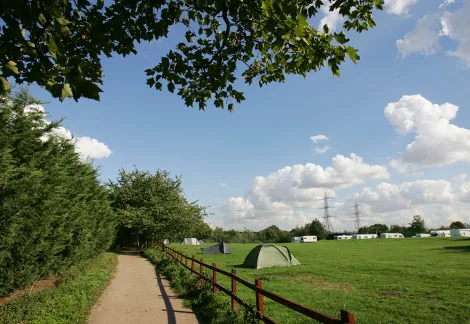 lee-valley-edmonton-campsite-image-2