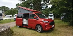 Dreamer Cap Land rising roof campervan