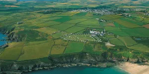 caerfai-bay-campsite-image-2