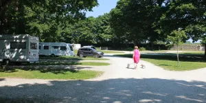castle-howard-lakeside-campsite-image-8