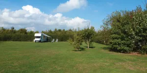 fen-farm-campsite-image-2