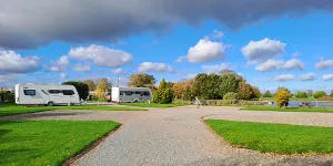home-farm-campsite-image-8
