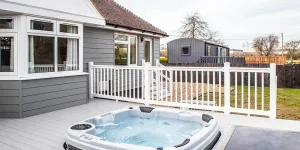lee-valley-dobbs-weir-campsite-image-12