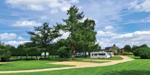 low-farm-park-campsite-image-1