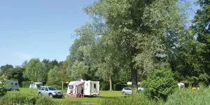 run-cottage-campsite-image-1