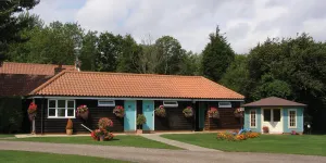 run-cottage-campsite-image-6
