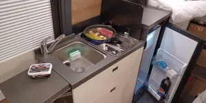 Kitchen with compressor fridge