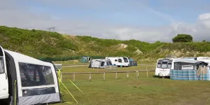 st-ives-bay-campsite-image