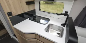Le Voyageur Héritage LVXH 7.6 GJF kitchen