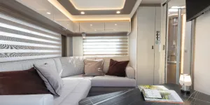 Bürstner Lyseo I 744 rear lounge