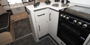 There is good kitchen storage space