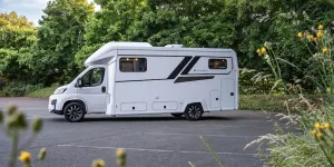 Frankia Noctra Cruiser 7.6L exterior